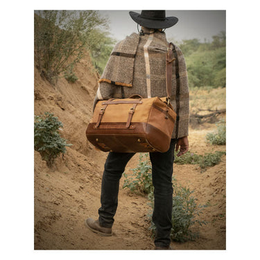 Trip Machine Outlaw Rogue Duffel Bag 50L - Vintage Tan - MOTOCCINO